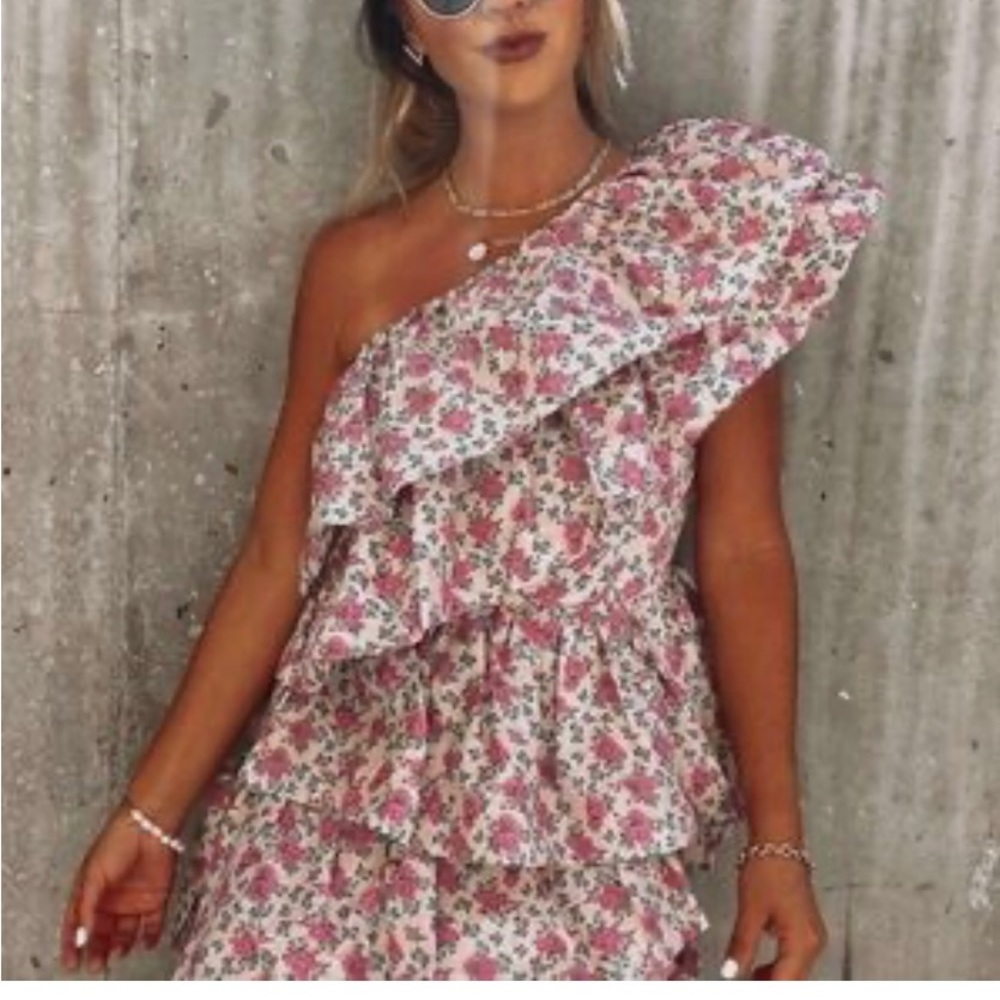 VICI x Gina dress